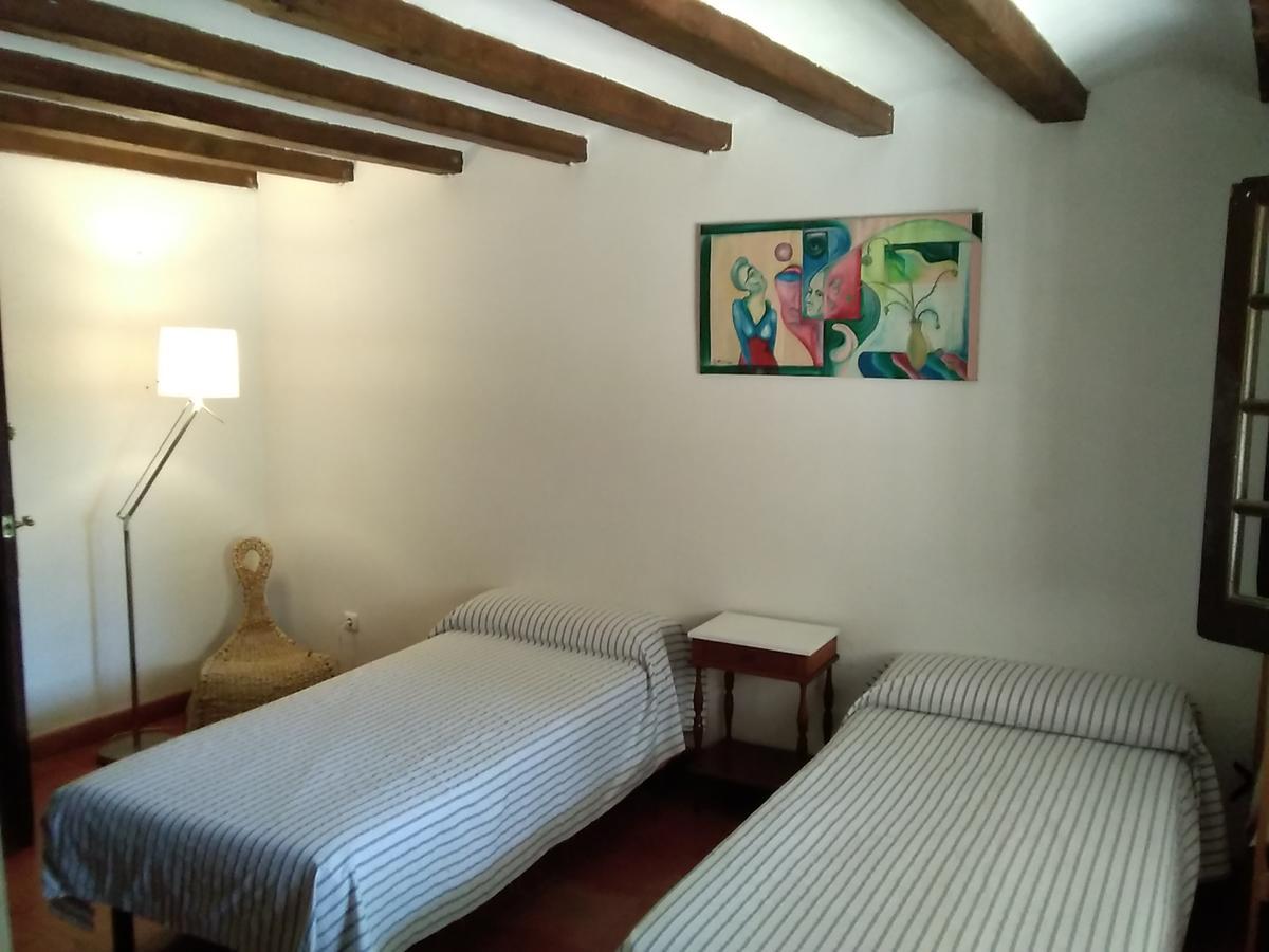 Chilliman & Mas Miro Biofarm Guest House Catllar ภายนอก รูปภาพ